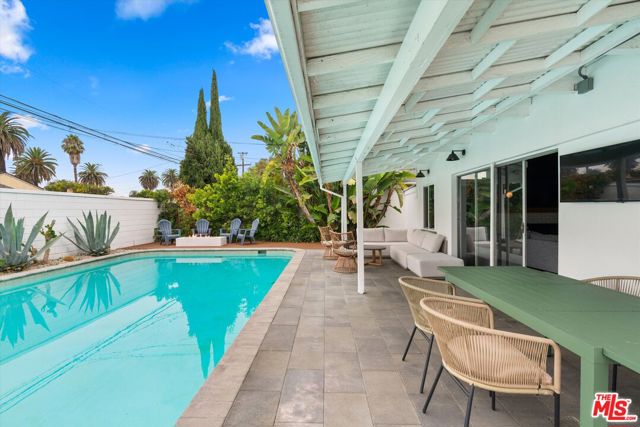 2451 Oregon Avenue, Long Beach, California 90806, 3 Bedrooms Bedrooms, ,2 BathroomsBathrooms,Single Family Residence,For Sale,Oregon,25603157