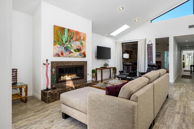 78038 Calle Norte, La Quinta CA: https://media.crmls.org/mediaz/b8c95147-3430-4a35-8bf7-ddd3dec0288e.jpg
