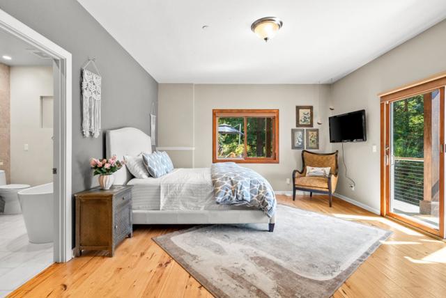 24101 Mountain Charlie Road, Los Gatos CA: https://media.crmls.org/mediaz/b8c95ac9-1c60-4dd3-9709-c16f98ed0f3d.jpg