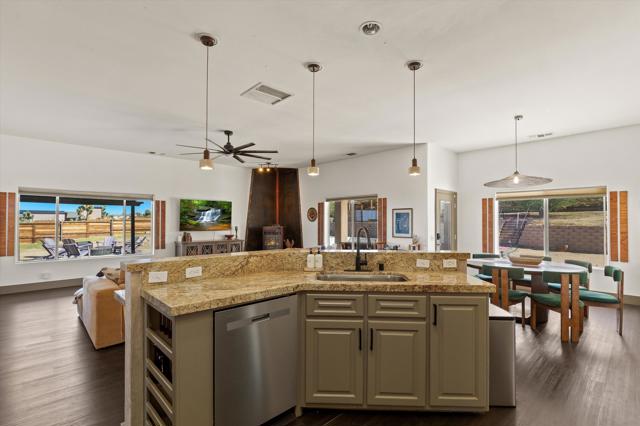 60377 Pueblo Trail, Joshua Tree CA: https://media.crmls.org/mediaz/b8c9a303-327e-4e7e-8671-75abcbd31eee.jpg