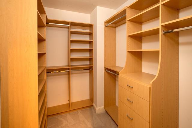 484 Orange Avenue, Los Altos CA: https://media.crmls.org/mediaz/b8cb0f1d-3a9e-4878-a56d-3ba99aaaf257.jpg