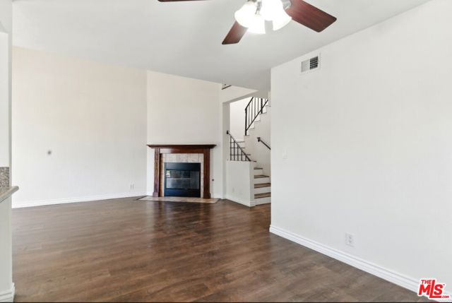 8333 Columbus Avenue, North Hills CA: https://media.crmls.org/mediaz/b8cb8aeb-756b-4fea-a5ad-7e744653a4be.jpg