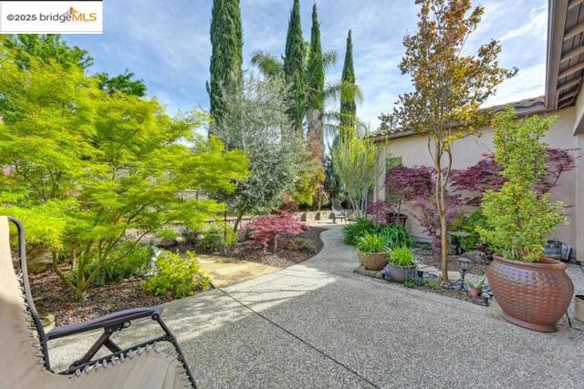 Image 38 of 54 For 5736 Palmera Ln