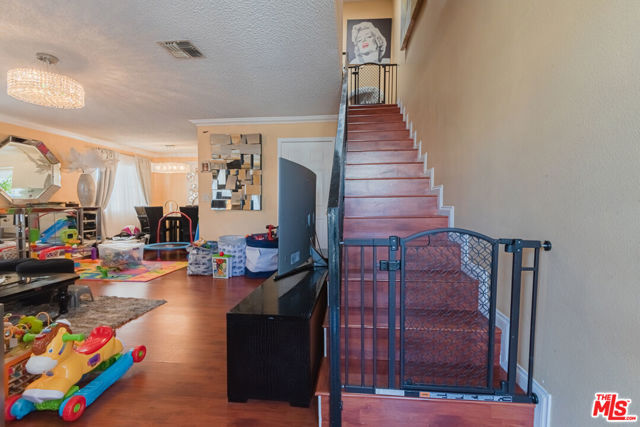 14121 Friar Street photo 5