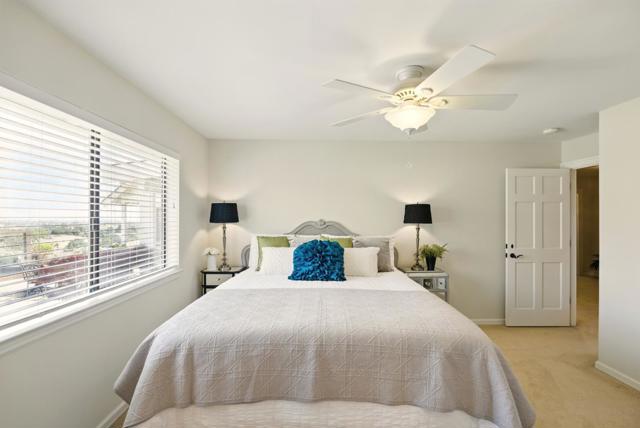 2525 Bridle Path Drive, Gilroy CA: https://media.crmls.org/mediaz/b8cc9819-8d4e-4d4c-82cd-e1c5584c2422.jpg
