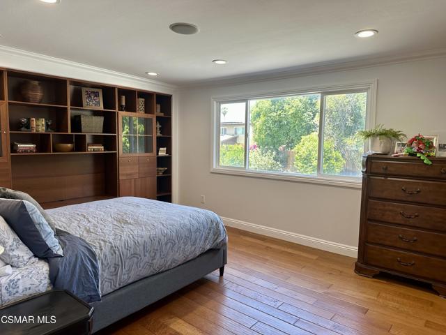 31923 Watergate Court, Westlake Village CA: https://media.crmls.org/mediaz/b8ccebfa-39af-440a-9e6f-d327f09c37e0.jpg