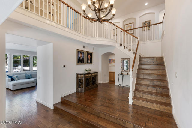 Image 28 of 79 For 4347 Via Entrada