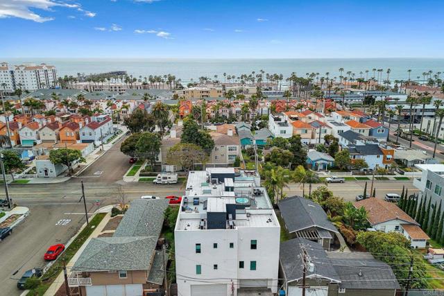 508 N Tremont Street, Oceanside CA: https://media.crmls.org/mediaz/b8ce6a84-ca0f-4039-a5e3-1d0edfe5c26f.jpg