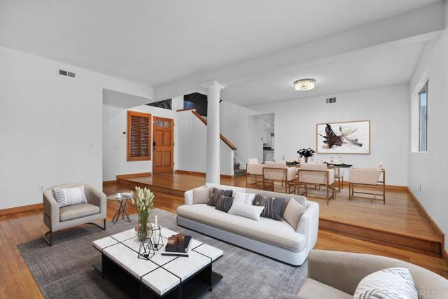 Detail Gallery Image 10 of 47 For 1184 Sidonia Ct, Encinitas,  CA 92024 - 5 Beds | 2/1 Baths