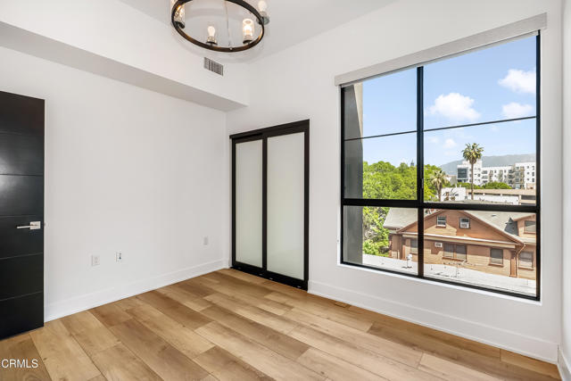 Detail Gallery Image 24 of 46 For 178 S Euclid Ave #402,  Pasadena,  CA 91101 - 2 Beds | 2 Baths