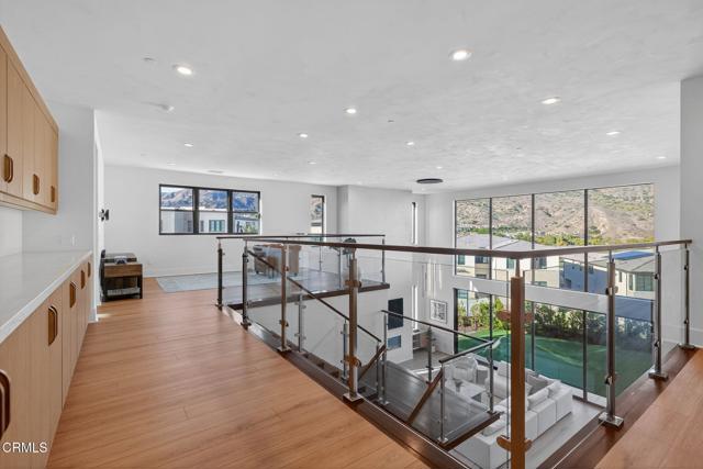 Detail Gallery Image 38 of 77 For 11862 N Hillsborough Ln, Porter Ranch,  CA 91326 - 5 Beds | 5/1 Baths