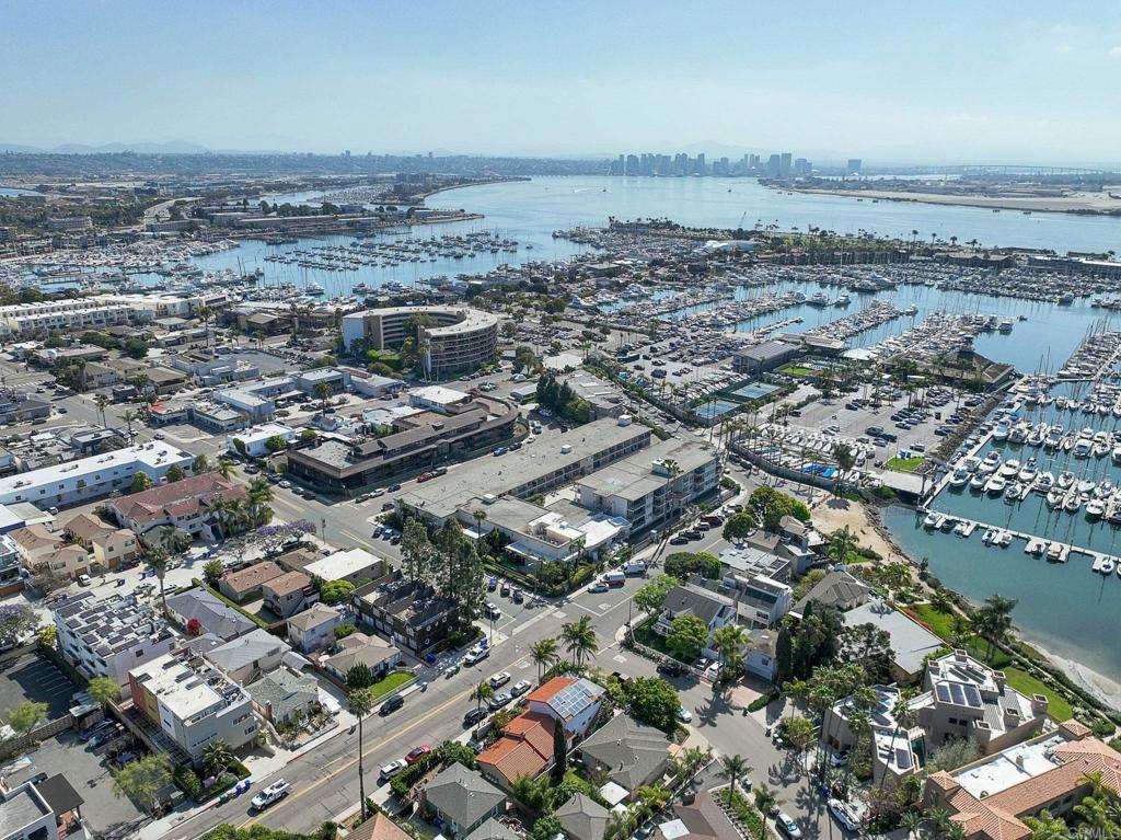 1021 Scott St - photo 11