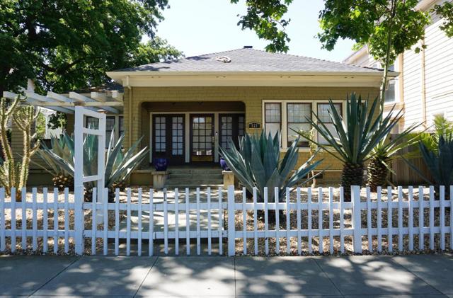 121 E Julian Street, San Jose CA: https://media.crmls.org/mediaz/b8cf3c54-4c1e-469c-bca4-74fbe40a3c82.jpg