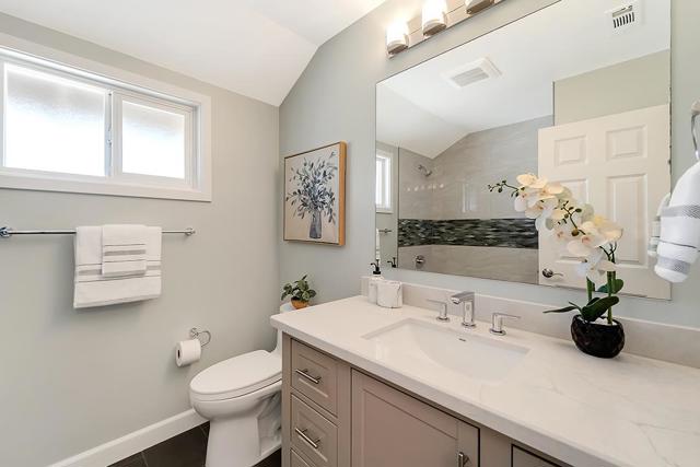 Image 13 of 41 For 84 Lavonne Drive