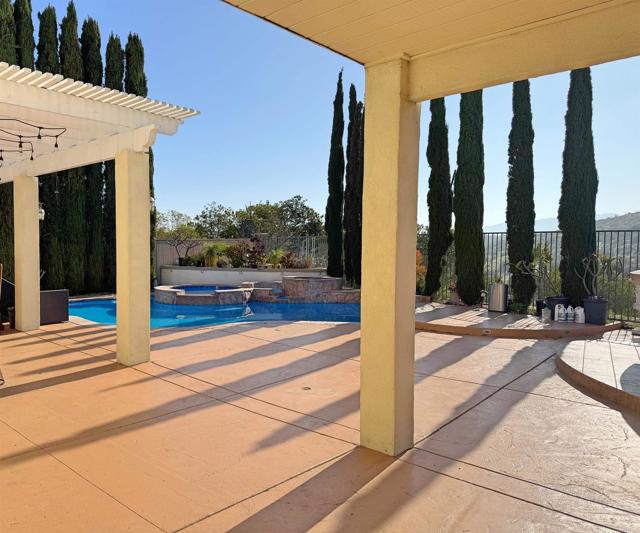 Detail Gallery Image 43 of 52 For 1498 Berry Creek Place, Chula Vista,  CA 91913 - 5 Beds | 4/1 Baths