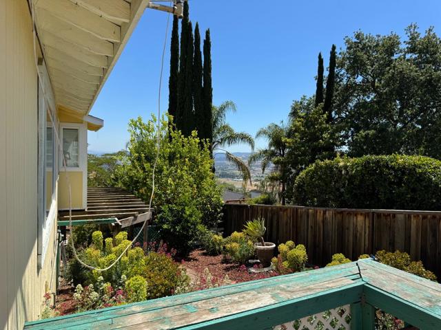 3230 Oak View Lane, Morgan Hill CA: https://media.crmls.org/mediaz/b8d0c7f5-f6e7-4193-ab3d-cb2f30a35251.jpg