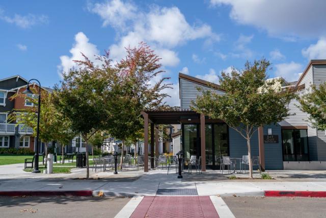 897 Fillmore Terrace, Sunnyvale CA: https://media.crmls.org/mediaz/b8d21cb8-9fa4-4dd9-8d2a-e0bf03ba0a27.jpg