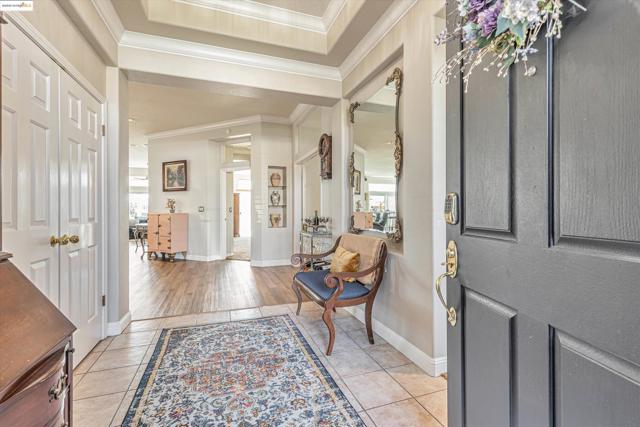 4174 Beacon Pl, Discovery Bay CA: https://media.crmls.org/mediaz/b8d25c2d-72b1-4436-95df-87b2d1638d05.jpg