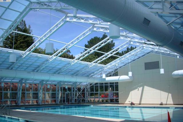 880 Terra California Dr, Walnut Creek CA: https://media.crmls.org/mediaz/b8d280bf-cd2b-49a0-96da-623129c16796.jpg