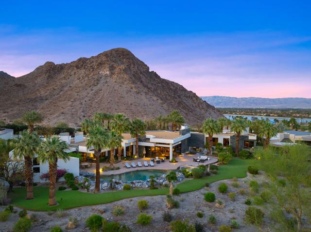 79235 Tom Fazio N Lane, La Quinta CA: https://media.crmls.org/mediaz/b8d30582-f249-41b5-8f4c-14457e55e443.jpg