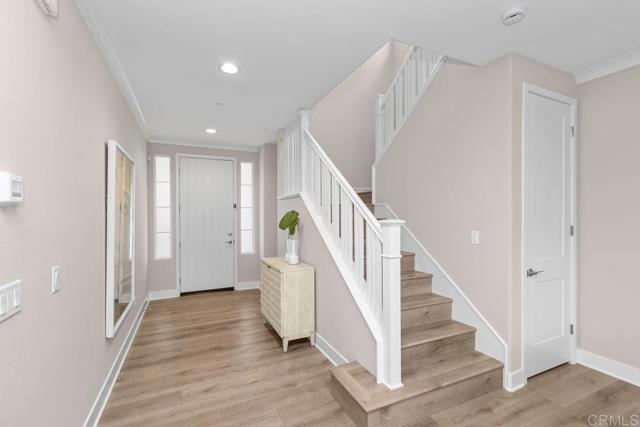 13403 Hudson Ln, San Diego CA: https://media.crmls.org/mediaz/b8d31b7b-7265-4f72-be23-05d0b67b02ce.jpg