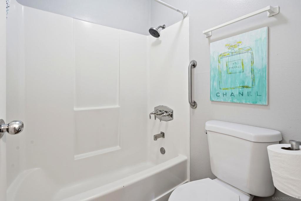 1621 Hotel Circle S - photo 14
