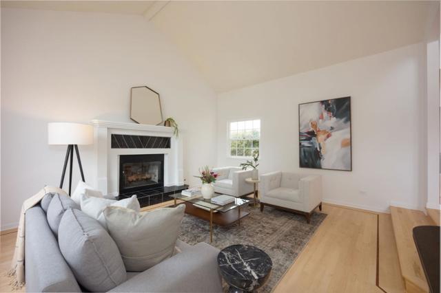 608 Silver Avenue, Half Moon Bay CA: https://media.crmls.org/mediaz/b8d4dd88-5b4c-48bf-8da6-6b0e42365208.jpg