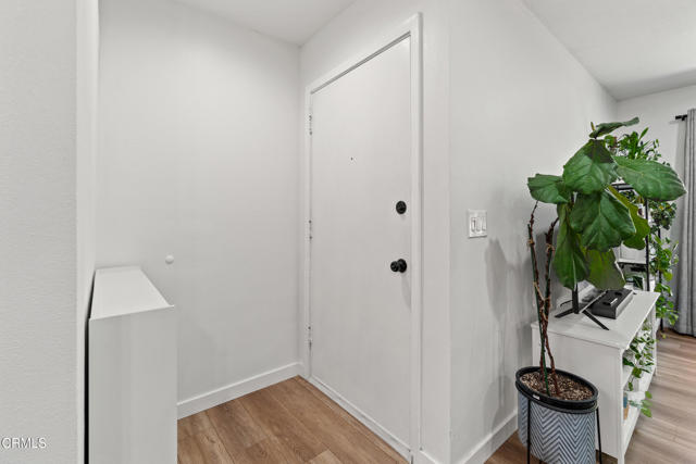 Image 3 of 49 For 205 Channel Islands Boulevard