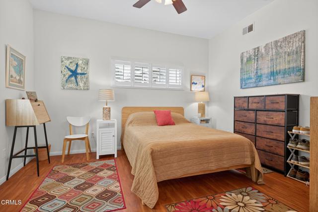 425 Rancho Drive, Ventura CA: https://media.crmls.org/mediaz/b8d5d513-aff5-4db6-bfce-058615022df9.jpg