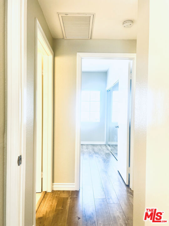 4349 CAHUENGA, Toluca Lake CA: https://media.crmls.org/mediaz/b8d60496-f9c0-43be-94c5-2c60601380d3.jpg