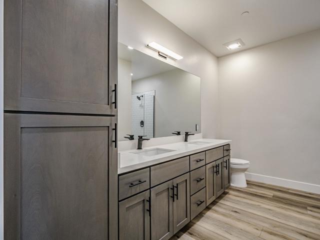 101 Aptos Village Way, Aptos CA: https://media.crmls.org/mediaz/b8d6e000-3646-4d73-8072-12de7dbd01da.jpg