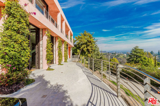 Drew Fenton | 1111 Bel Air Place Los Angeles CA | MLS: 7030148