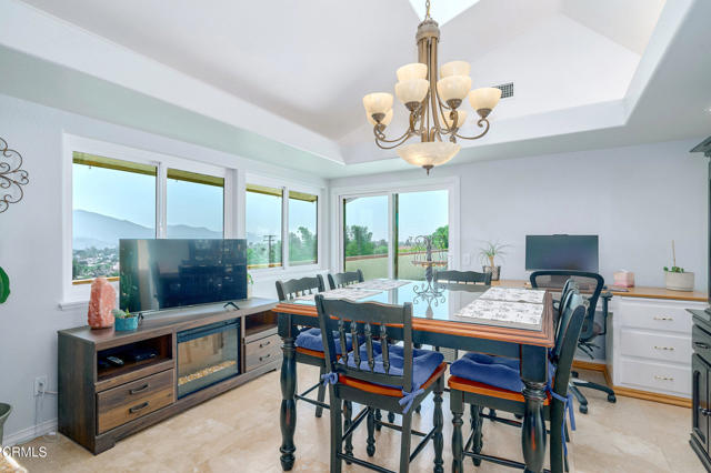 2207 Terra Bella Lane, Camarillo CA: https://media.crmls.org/mediaz/b8d957f8-44d4-41fa-85e2-d9257a1db7e4.jpg