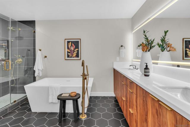 13070 Roundup Ave, San Diego CA: https://media.crmls.org/mediaz/b8d95b0f-3363-4fd1-a285-5d084dc4af3b.jpg