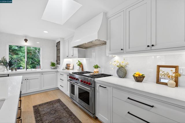 Image 10 of 46 For 393 Colorados Ct