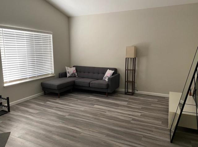 1143 Greene Terrace, Davis CA: https://media.crmls.org/mediaz/b8da2795-f827-4aca-b6f2-ad46bc69d115.jpg