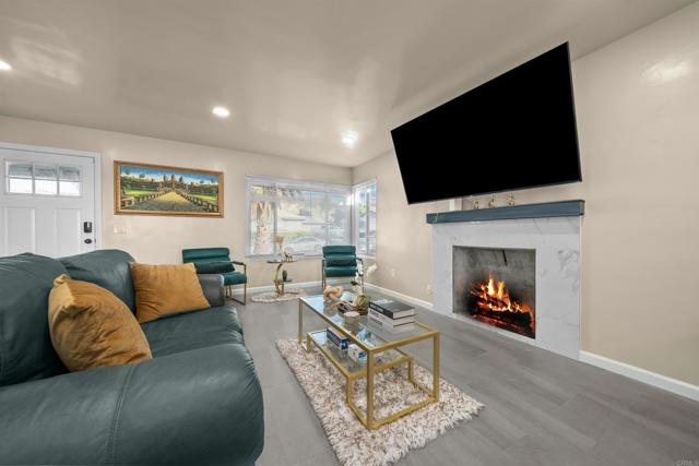 Detail Gallery Image 2 of 51 For 8543 via Consuelo, El Cajon,  CA 92021 - 3 Beds | 2 Baths