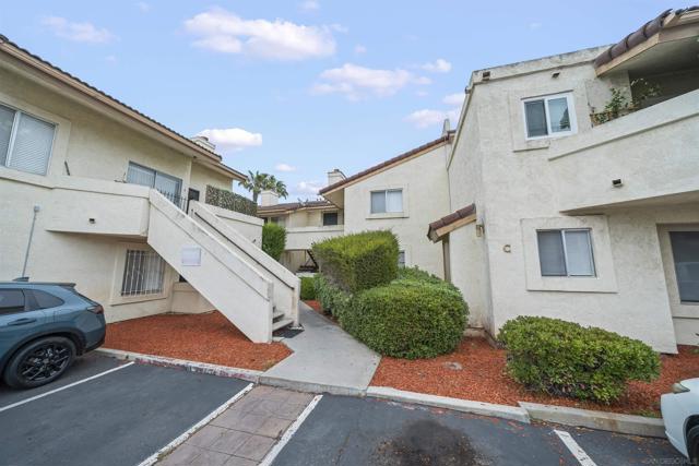 368 Vance St, Chula Vista CA: https://media.crmls.org/mediaz/b8da8663-c3c3-4c1c-b5b2-74583decb431.jpg