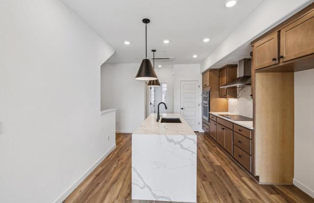 1377 California Circle, Milpitas CA: https://media.crmls.org/mediaz/b8dc4b86-1991-47c4-befc-945767a6d9f1.jpg