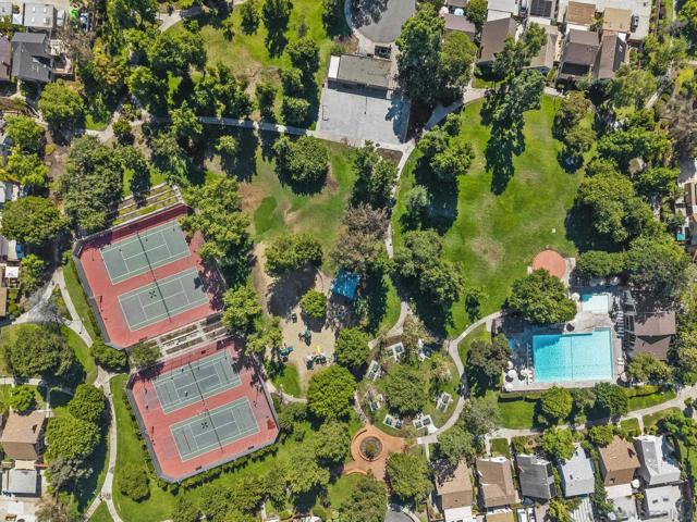 10748 Escobar Dr, San Diego CA: https://media.crmls.org/mediaz/b8dc9737-5893-4389-baf8-e5bdabb40d20.jpg