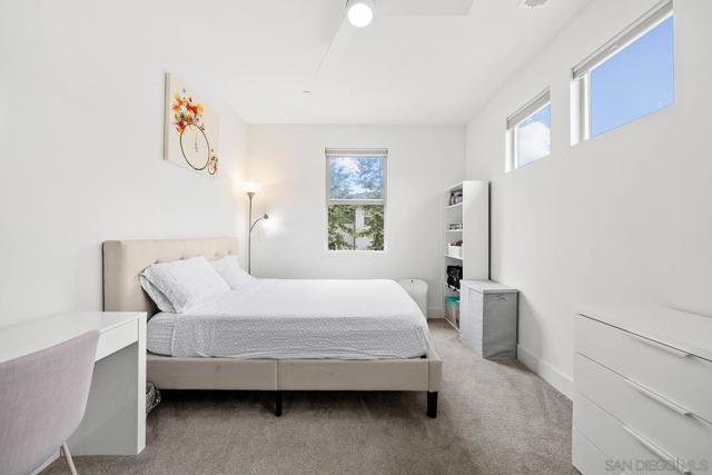 2335 Aperture Circle, San Diego CA: https://media.crmls.org/mediaz/b8dd29be-480f-41c4-b98e-3ddb1ad8030d.jpg