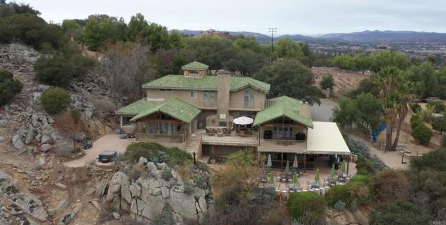 18351 WOODS HILL, Ramona CA: https://media.crmls.org/mediaz/b8dd2e85-57bc-440e-b747-bf28a2a36716.jpg