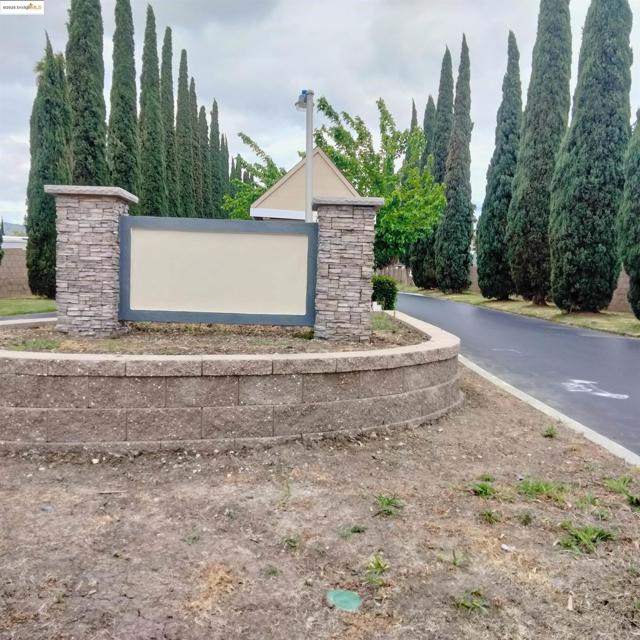216 Orangevale, Pittsburg CA: https://media.crmls.org/mediaz/b8dd5cd4-38b6-442b-a5c8-5eb4d863eb44.jpg