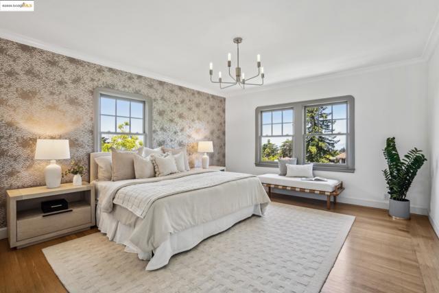 6051 MARGARIDO Dr, Oakland CA: https://media.crmls.org/mediaz/b8dd6ec5-d72a-4ed1-a8c9-c0689ce2fccd.jpg