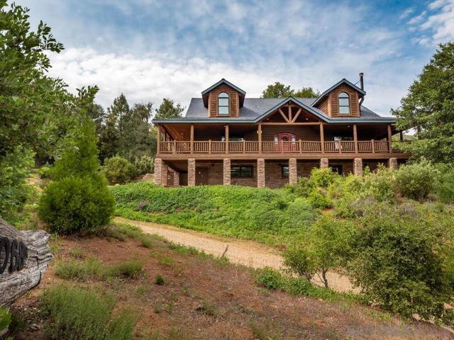 1068 W Incense Cedar Road, Julian CA: https://media.crmls.org/mediaz/b8dedd93-325b-47f5-bebd-6552b542a3ab.jpg