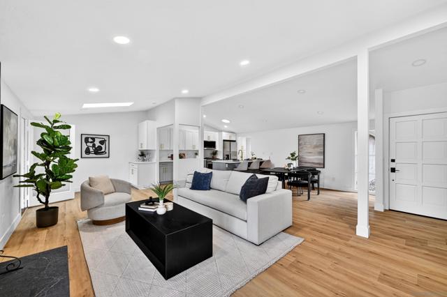 Image 15 of 35 For 2546 Marathon Dr