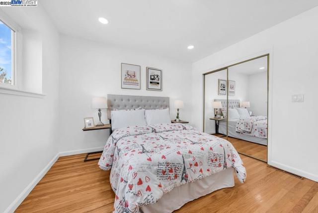 48346 Cottonwood St, Fremont CA: https://media.crmls.org/mediaz/b8dfd25e-87d8-49ef-95e1-cf1d6c042c6c.jpg