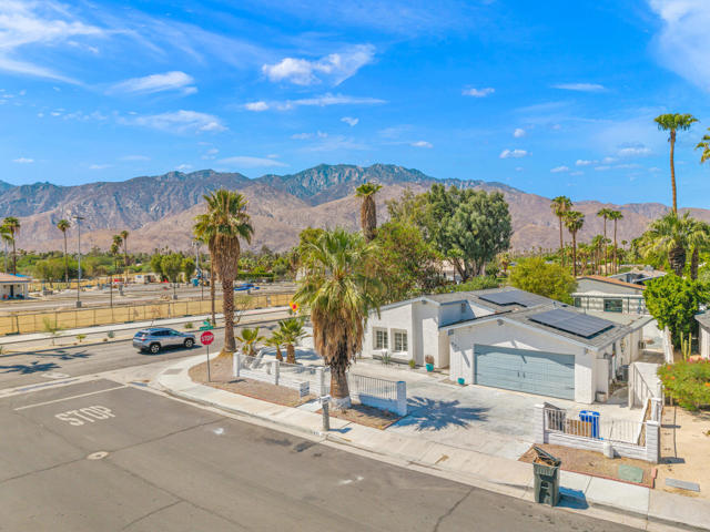 891 El Placer Road, Palm Springs, CA 92264
