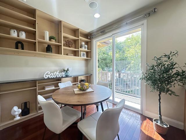5043 Le Miccine Terrace, San Jose CA: https://media.crmls.org/mediaz/b8dfe3dd-e17a-46ac-b5dc-2999906524be.jpg