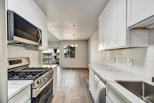 1026 San Luis Circle, Daly City CA: https://media.crmls.org/mediaz/b8e01996-5a15-458b-9c9d-572ed3767941.jpg